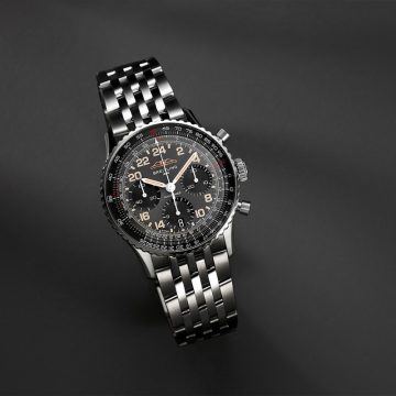 BREITLING ナビタイマー B02 クロノグラフ 41 コスモノート ジャパン リミテッド E823104A1M1S1